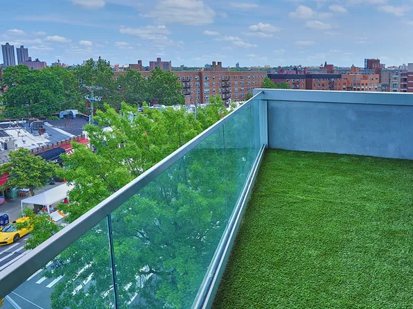 3751 Riverdale Avenue image 17 of 27