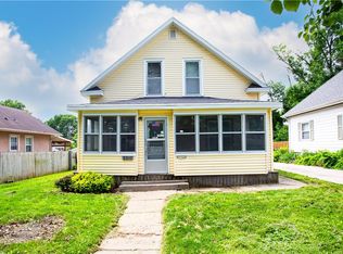 2210 E 13th St, Des Moines, IA 50316