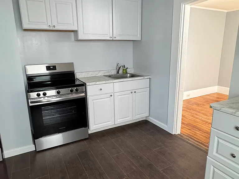 17 Boynton St #2 — Photo 8
