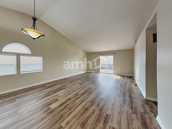 4th image of 6777 Kristins Cove Ln