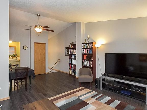5th image of 700 Jules Ct