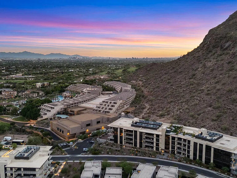 5000 N Camelback Ridge Dr #302 — Photo 47