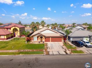 3726 Clover Way, El Centro, CA 92243