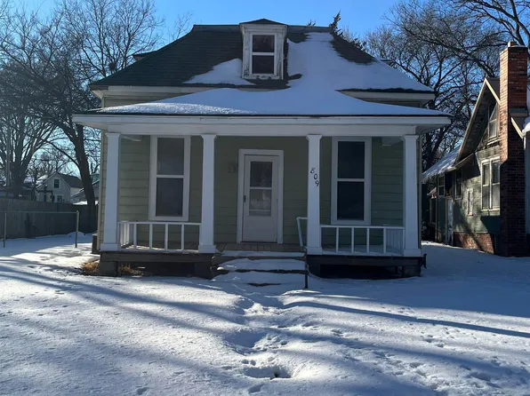 809 Cottonwood St, Emporia, KS 66801