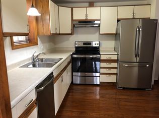 419 Falmouth Rd #2, Falmouth, ME 04105