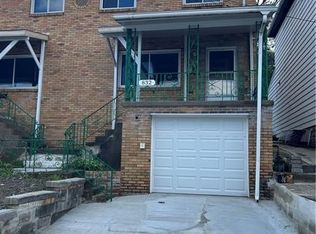 832 Flemington St, Pittsburgh, PA 15217