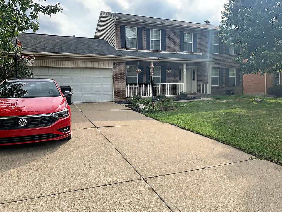 1st image of 2237 Forest Lawn Dr