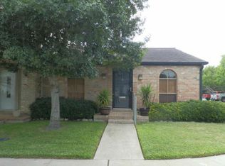 15 Townhouse Ln, Corpus Christi, TX 78412