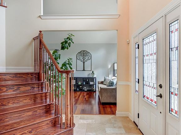 5th image of 53 Tuscany Dr