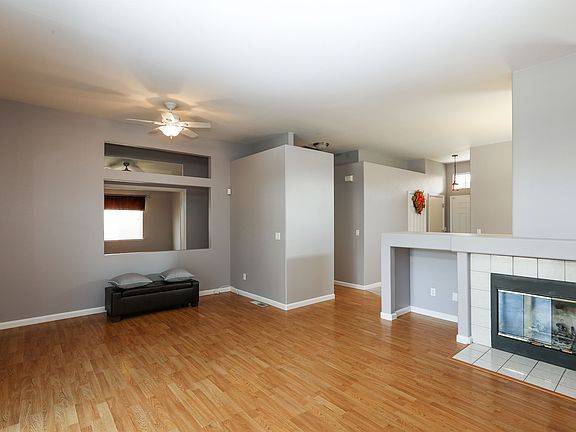 2nd image of 2767 Parkview Ter