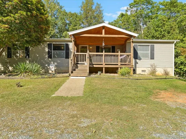 107 Summit Ridge Dr, Blue Ridge, VA 24064