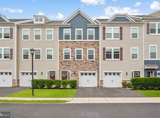 24 Rome Way, Mount Laurel, NJ 08054