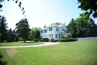 5th image of 14 Griffing Ave