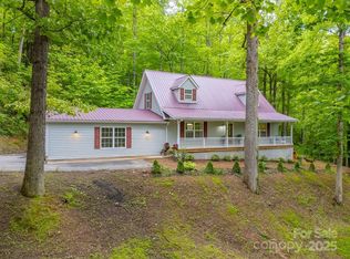 41 Kings Creek Dr, Sylva, NC 28779