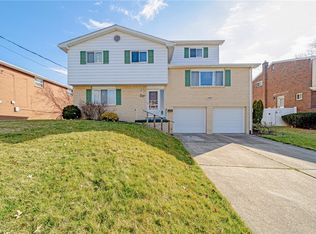 332 Fielding Dr, Pittsburgh, PA 15235