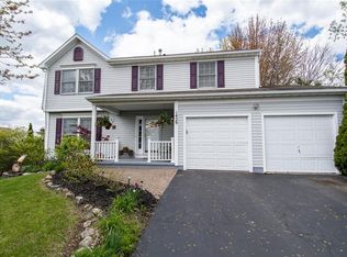 1429 Sunrise Dr, Walworth, NY 14568