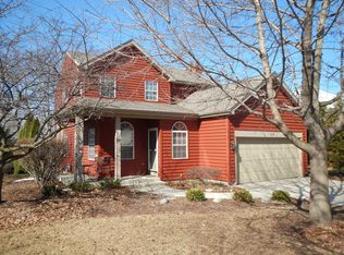 612 Kingsbury Ct, Algonquin, IL