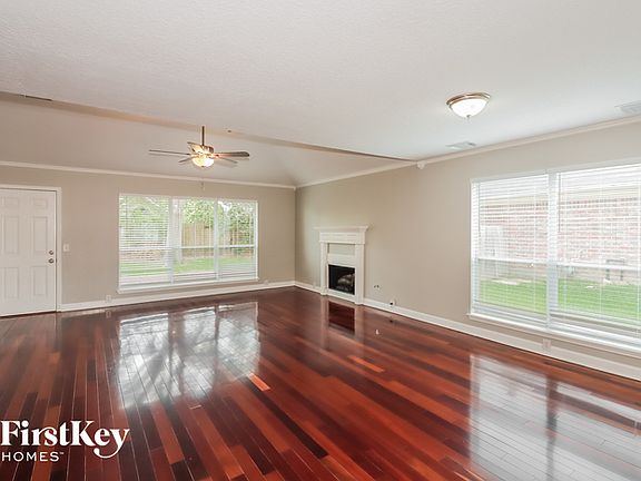 3rd image of 3127 Birchleaf Dr