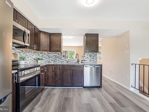 4th image of 7849 Hidden Creek Way #24
