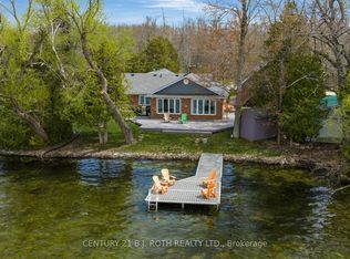 4486 Fern Resort Rd, Ramara, ON L3V0Z1