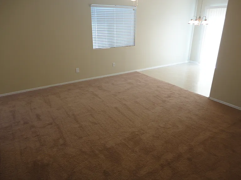 6217 W Warner St — Photo 5