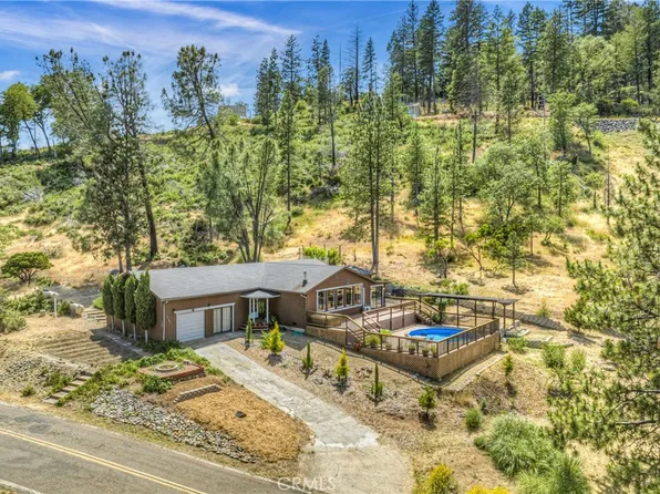 14281 Lema Ln, Cobb, CA 95426