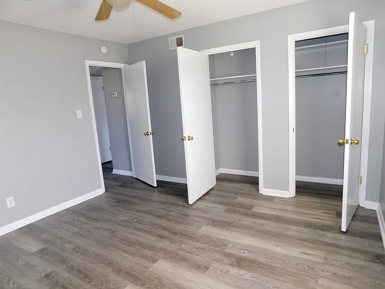 9004 Middleground Rd #B — Photo 8