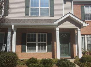 8047 Stoneham Ct, Matthews, NC 28105