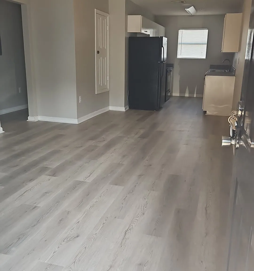2 bed, 1.5 bath, 1200 sqft, $1,100 — Photo 2