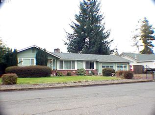 1774 Harvey Rd, Cottage Grove, OR 97424