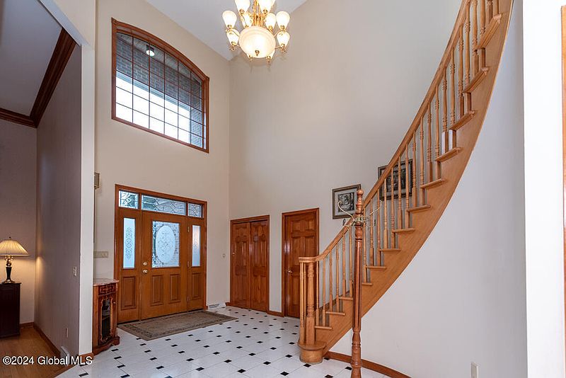 5th image of 17 Bradhaven Road