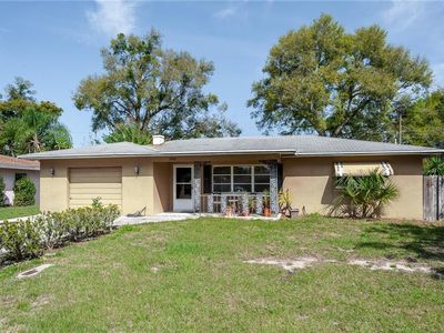 1352 N Lotus Dr, Dunedin, FL, 34698