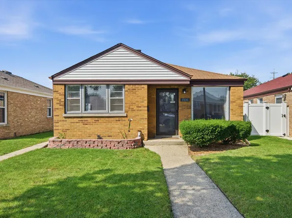 3536 Ernst St, Franklin Park, IL 60131
