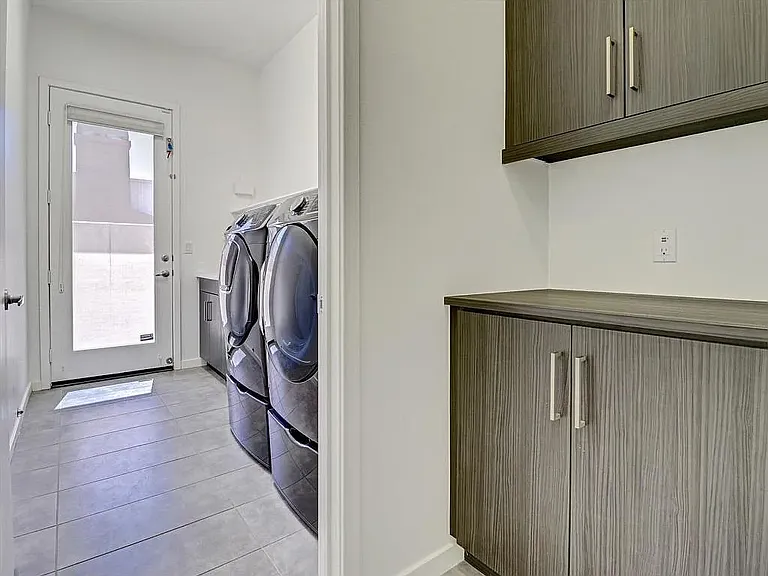 1702 Sienna Ct — Photo 15