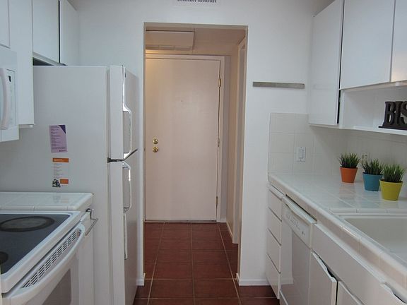 4th image of 430 N Civic Dr APT 203