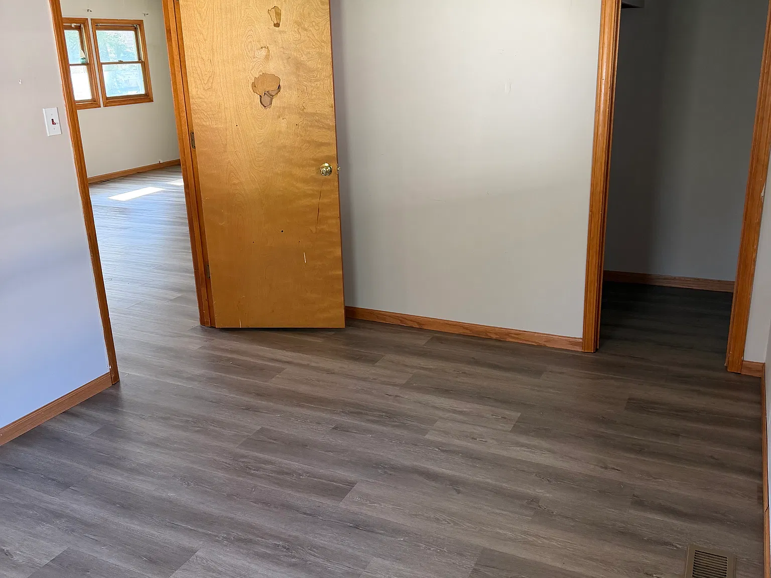 2 bed, 1005 sqft, $1,100 — Photo 4