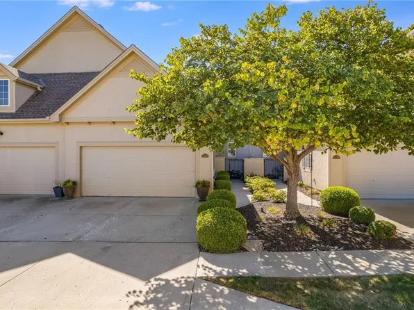 2221 NE 107th Ter, Kansas City, MO 64155