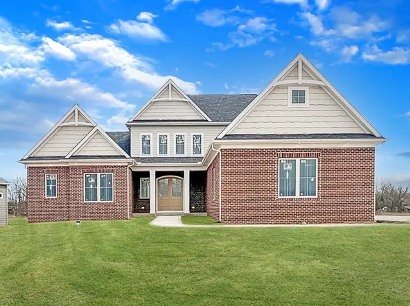 50582 Bantam Ridge Dr, Granger, IN 46530