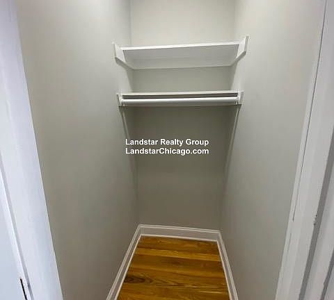 3rd image of 1023 Argyle Pl #315