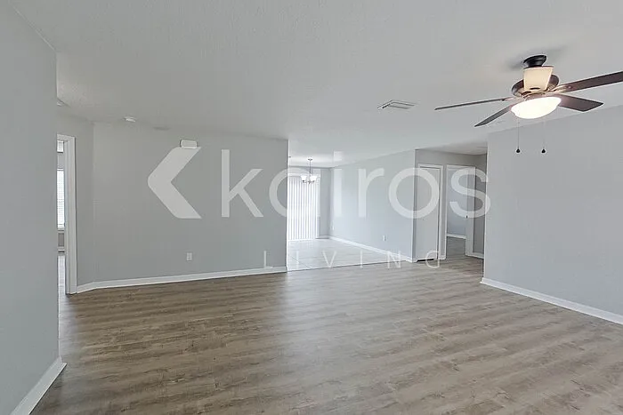 3 bed, 2.0 bath, 1311 sqft, $1,650 — Photo 4