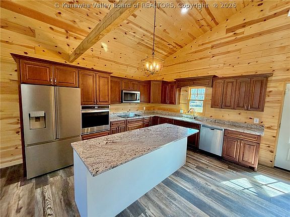 2nd image of 2941 Millstone Rd