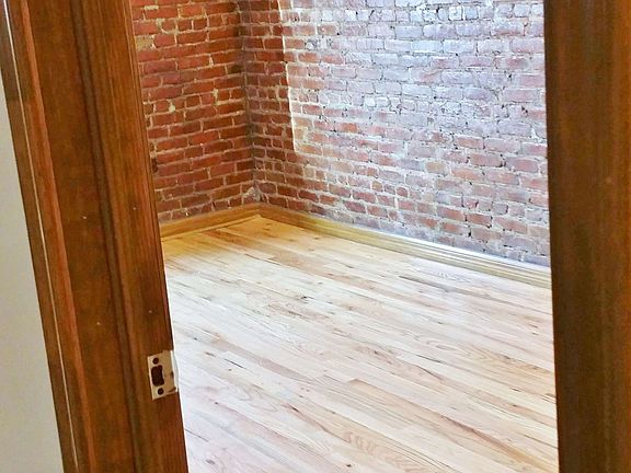 2nd image of 3248 41st St APT 4E