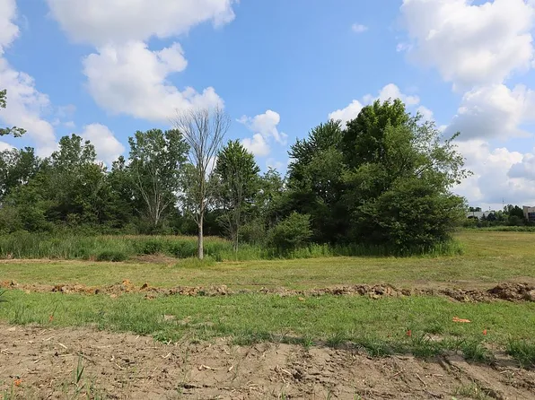 213 W Greenwich Rd, Seville, OH 44273