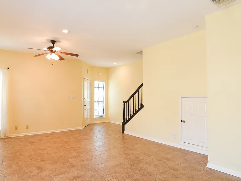 9 Chapel Hill Cir — Photo 8