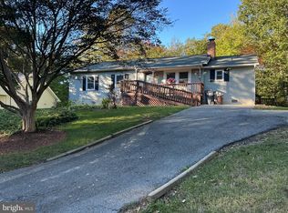 356 Clubhouse Dr, Lusby, MD 20657