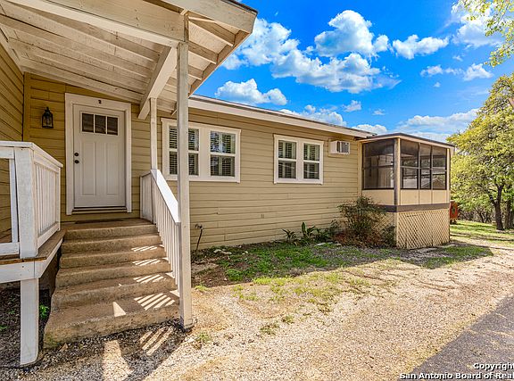 4th image of 1654 Skyline Dr Lot 2