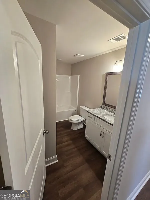3 bed, 2.0 bath, 1190 sqft, $1,500 — Photo 4