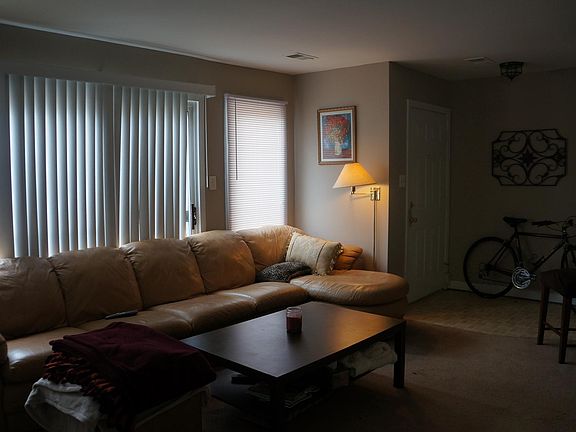 2nd image of 5594 Lee Hwy