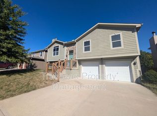 8612 NE 116th St, Kansas City, MO 64157