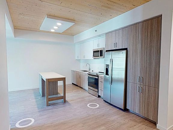 5th image of 3230 W 17th Ave #627